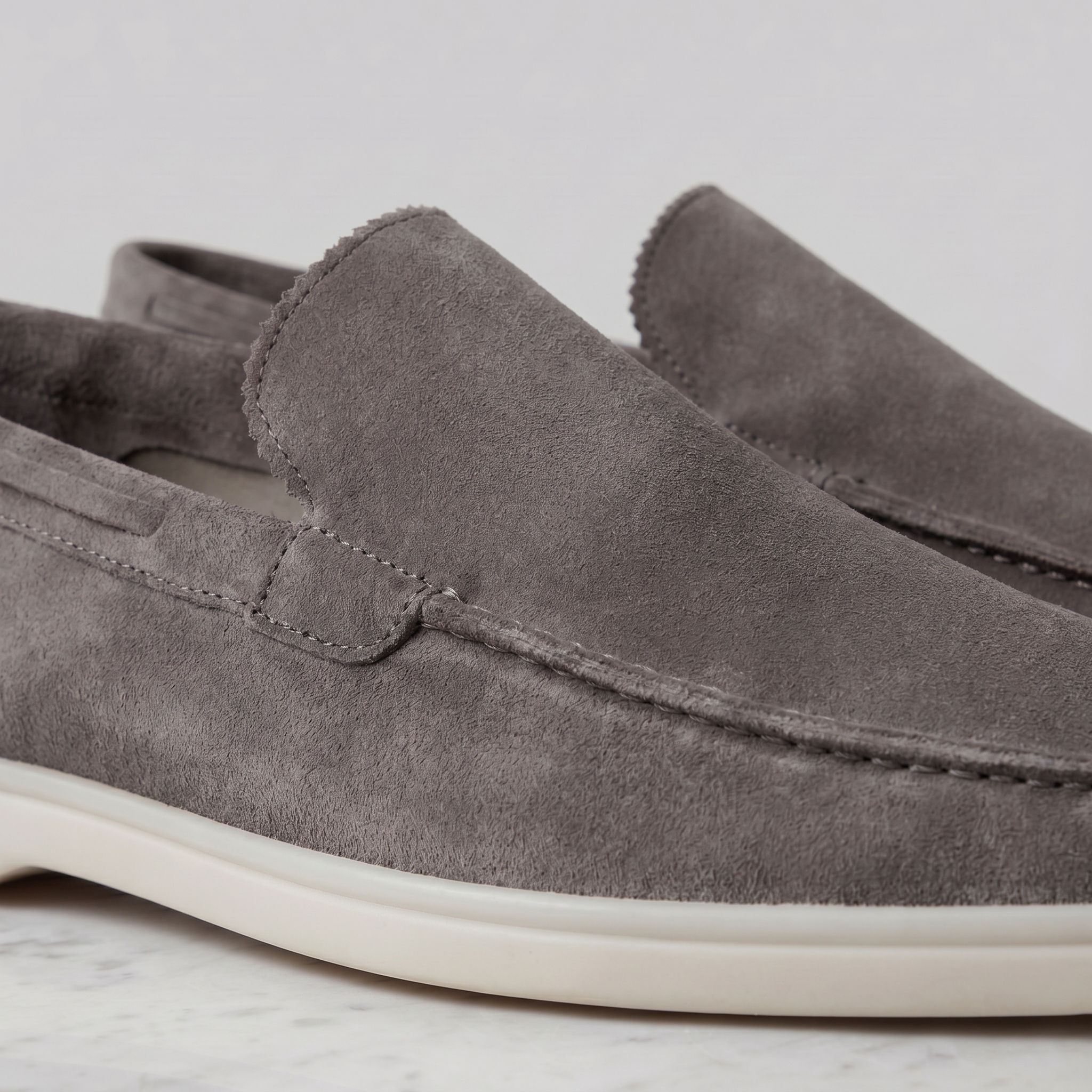 Yacht Slip-In Loafers Grau