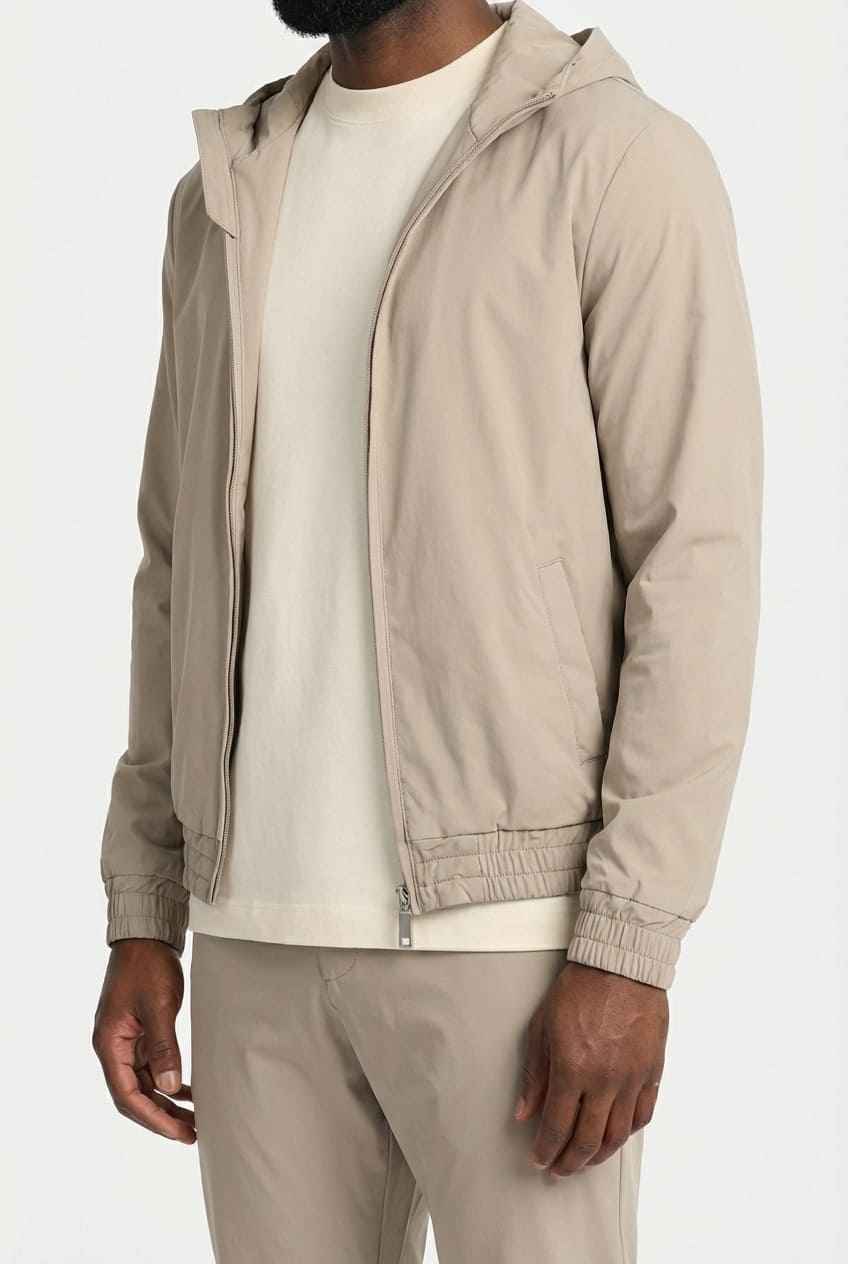 Tech Suit Beige mit Kapuze
